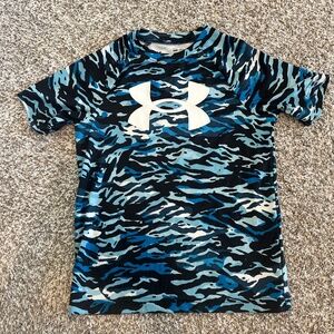 Under Armour performance shirt size YS